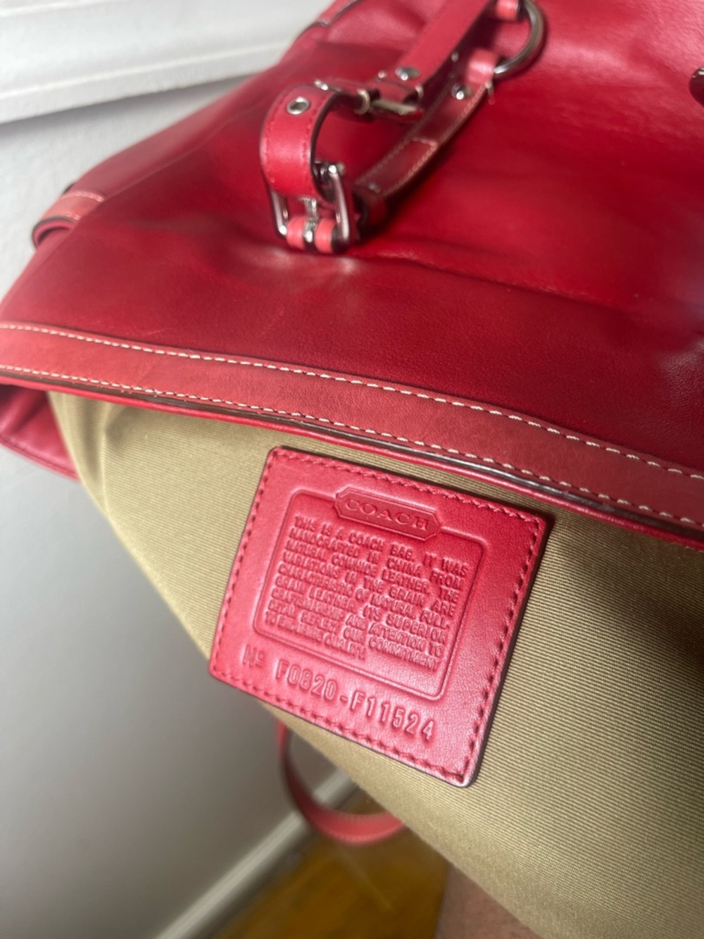 Vintage Y2K shoulder red tote bag - Picture 7 of 10